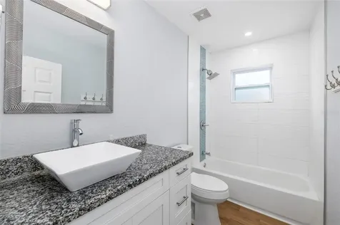 2606 W Henry Avenue Tampa FL 33614