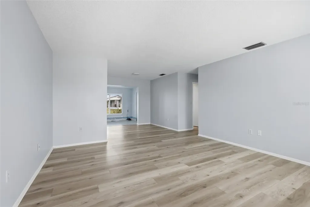 3905 Joyce Drive Bradenton FL 34208
