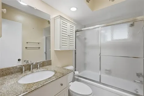 3905 Joyce Drive Bradenton FL 34208