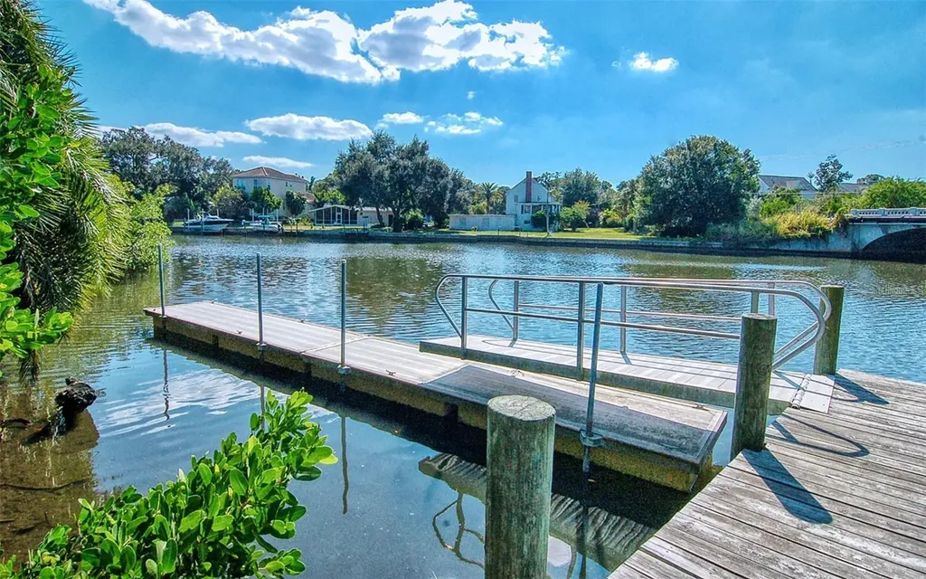 835 S Osprey Avenue Sarasota FL 34236