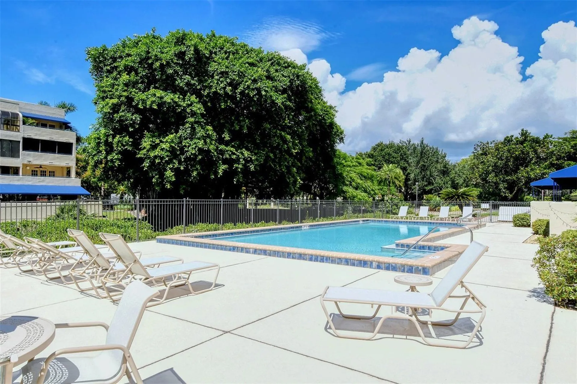 835 S Osprey Avenue Sarasota FL 34236