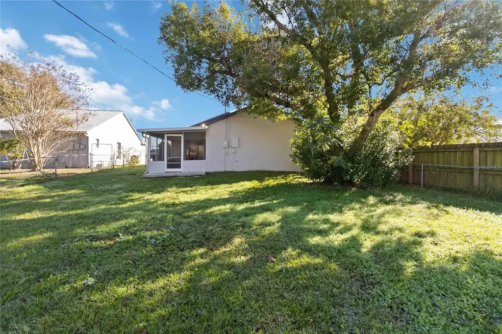 1514 Wisconsin Avenue St Cloud FL 34769