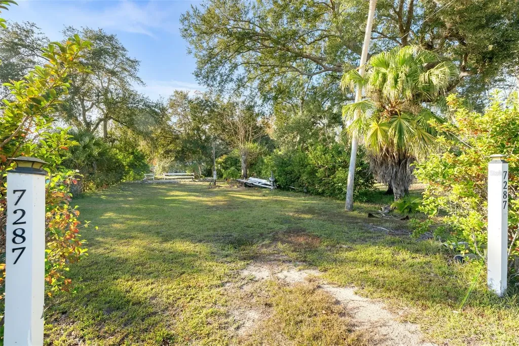 7287 Coventry Court Weeki Wachee FL 34607
