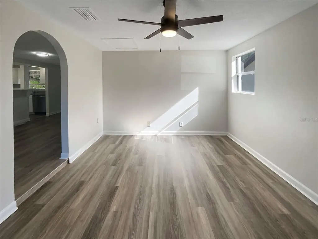16423 Lake Byrd Drive Tampa FL 33618