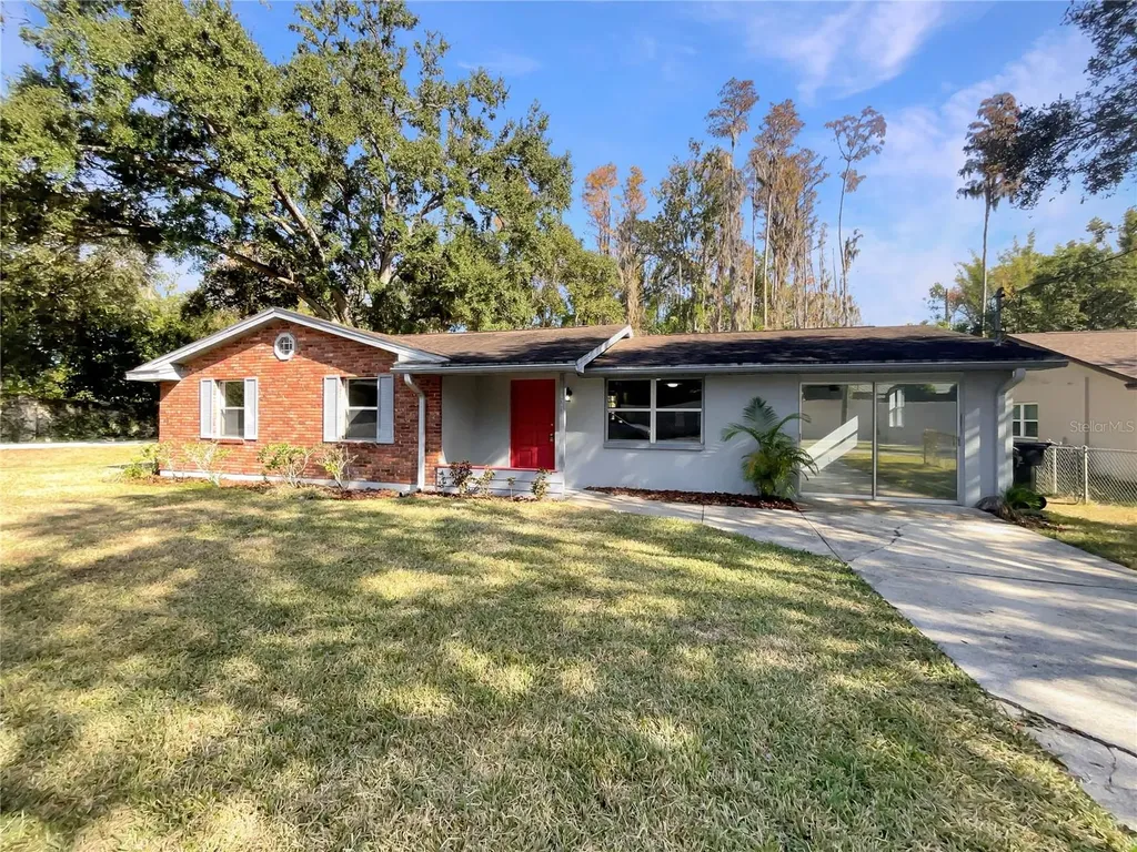16423 Lake Byrd Drive Tampa FL 33618