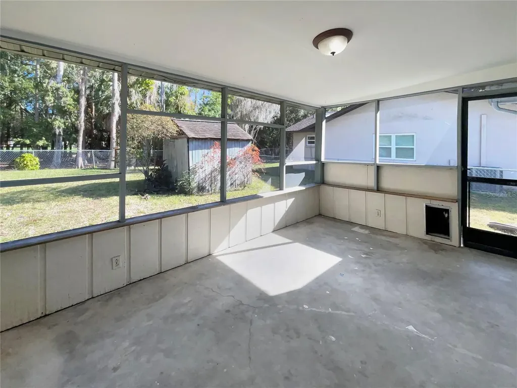 16423 Lake Byrd Drive Tampa FL 33618