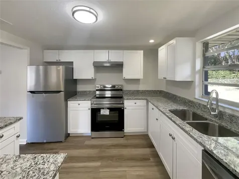 16423 Lake Byrd Drive Tampa FL 33618