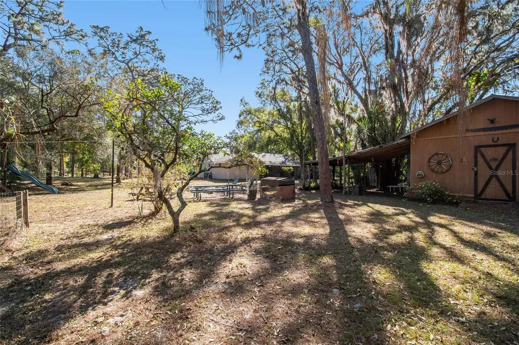 17641 Deerfield Drive Lutz FL 33558