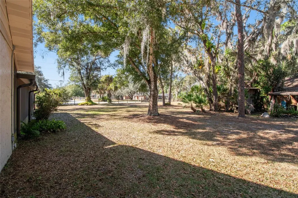 17641 Deerfield Drive Lutz FL 33558