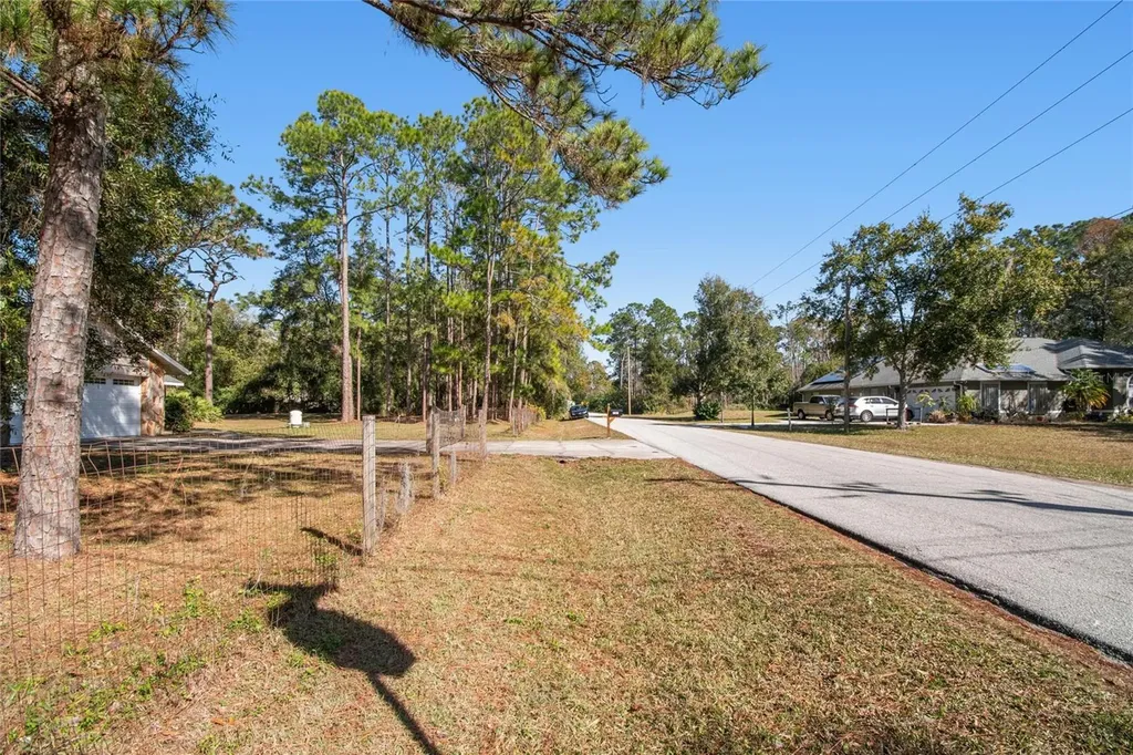17641 Deerfield Drive Lutz FL 33558