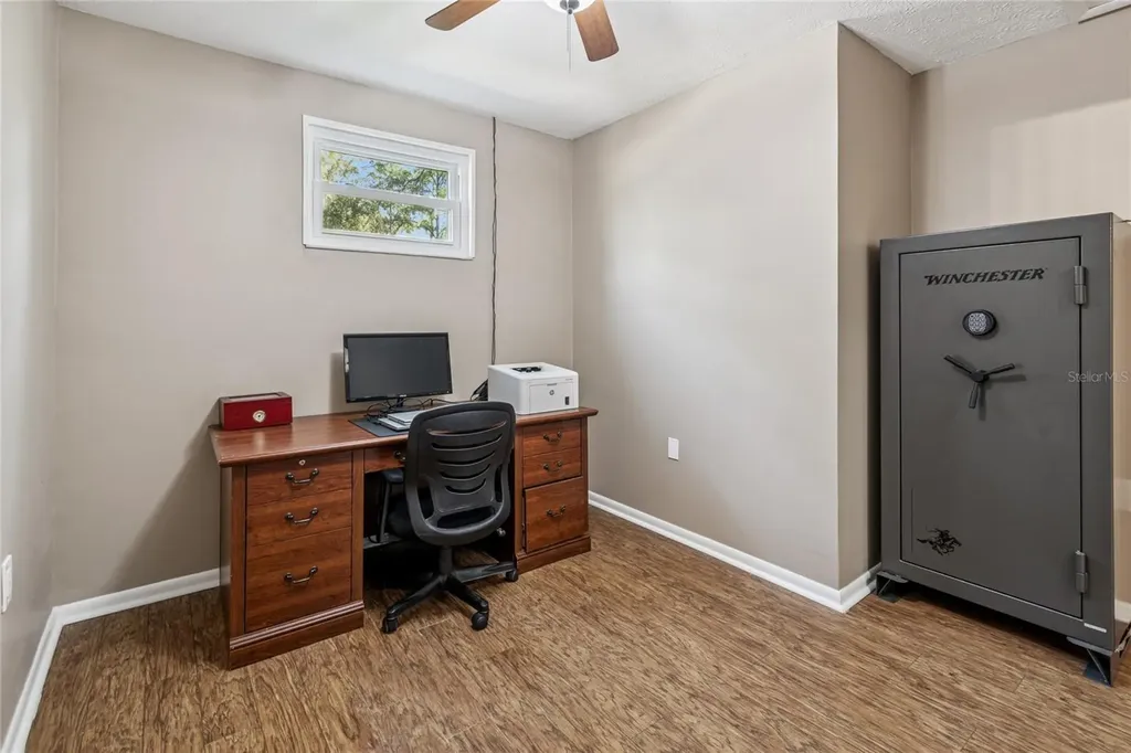 17641 Deerfield Drive Lutz FL 33558