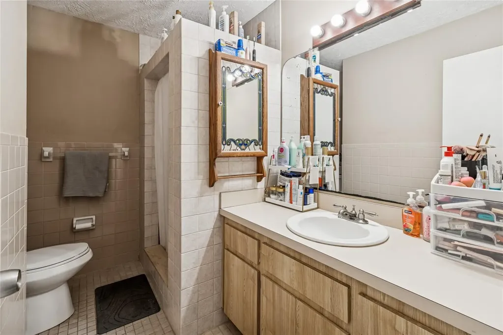 17641 Deerfield Drive Lutz FL 33558