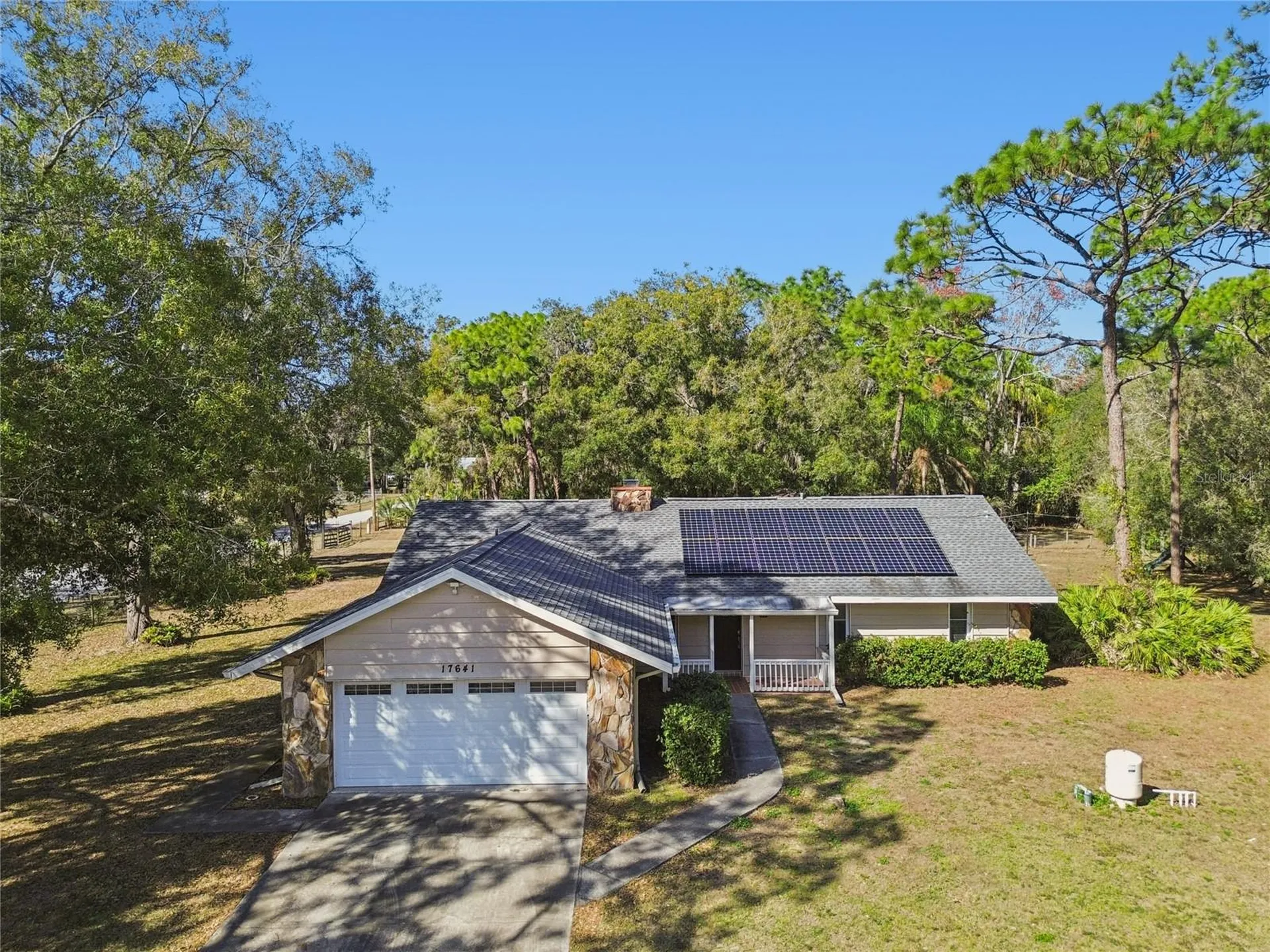17641 Deerfield Drive Lutz FL 33558