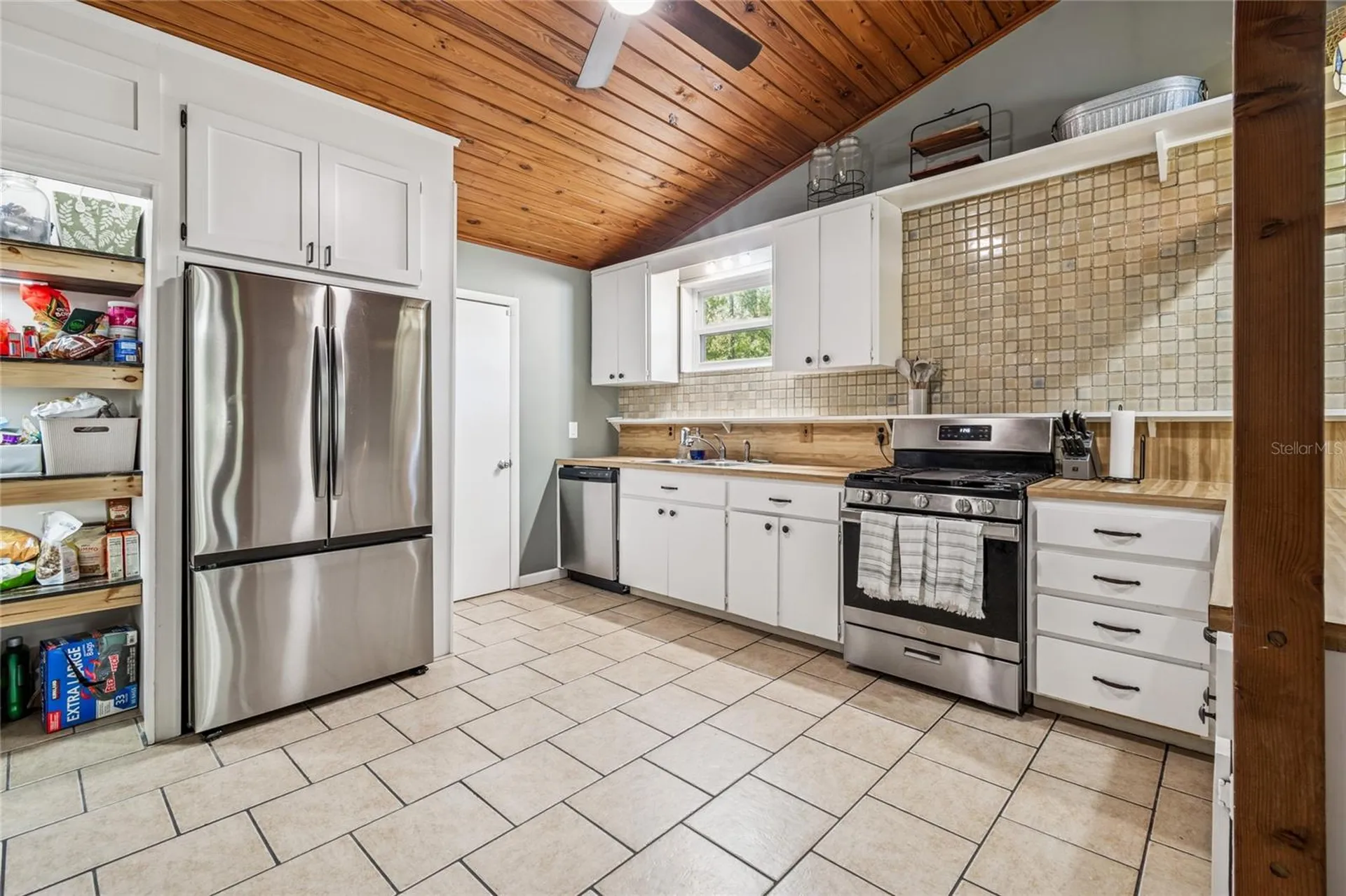 17641 Deerfield Drive Lutz FL 33558