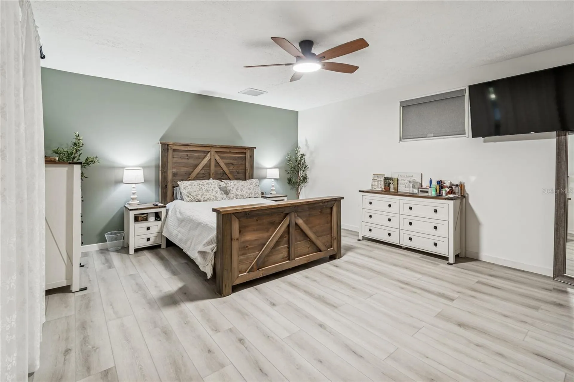 17641 Deerfield Drive Lutz FL 33558