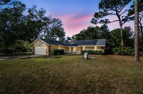 17641 Deerfield Drive Lutz FL 33558