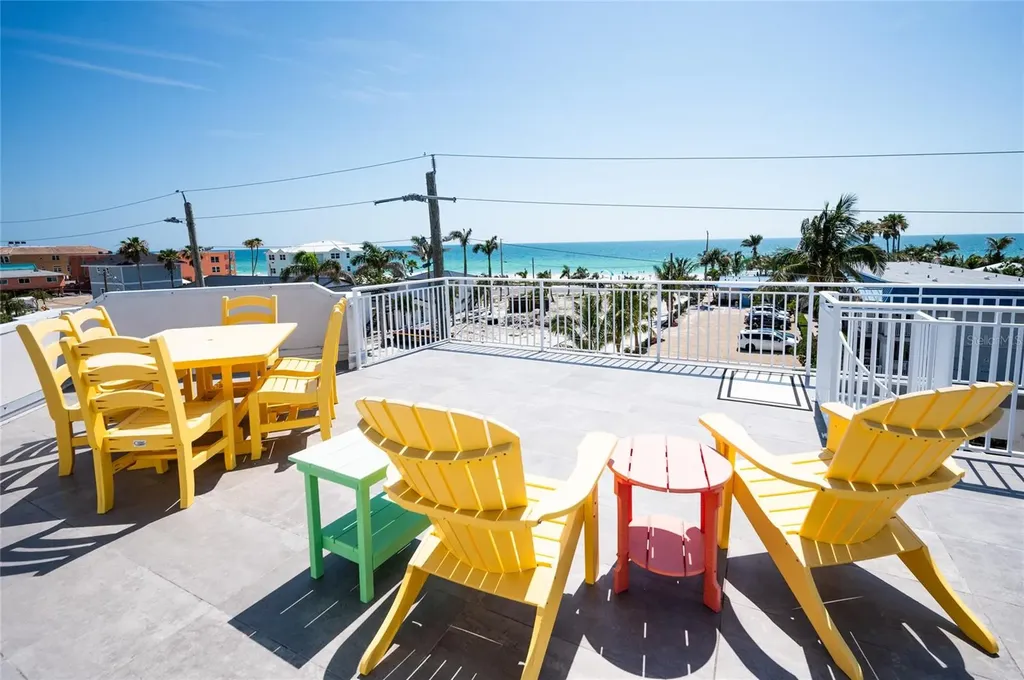2201 Avenue C Bradenton Beach FL 34217