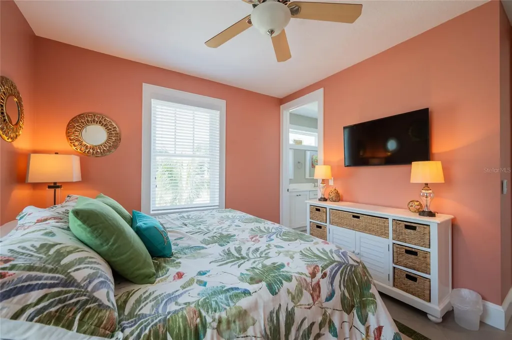 2201 Avenue C Bradenton Beach FL 34217