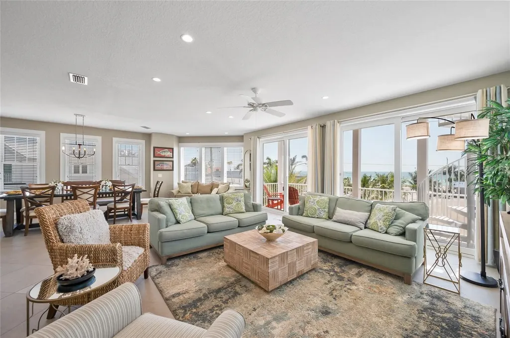 2201 Avenue C Bradenton Beach FL 34217