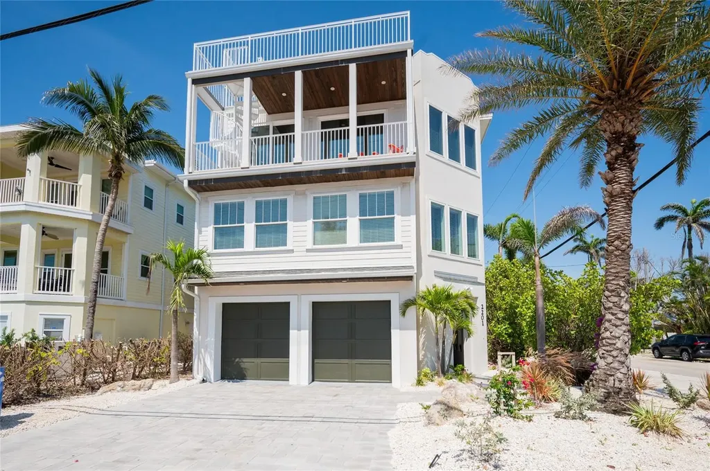 2201 Avenue C Bradenton Beach FL 34217