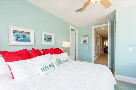 2201 Avenue C Bradenton Beach FL 34217