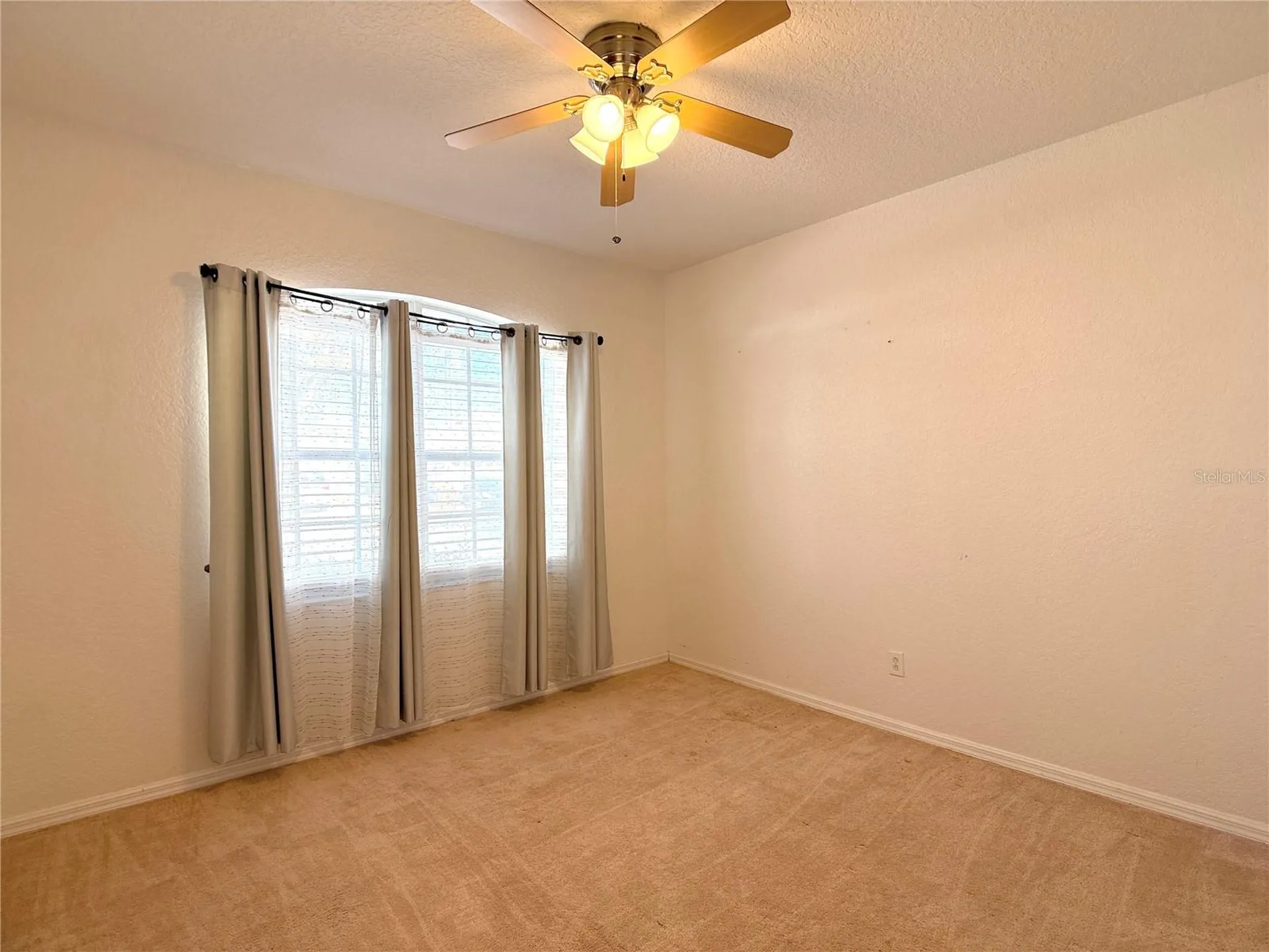 1131 N Hampton Drive Davenport FL 33897