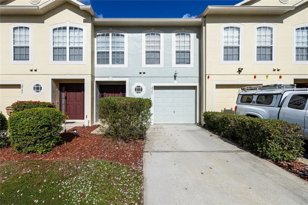 2747 Merrieweather Lane Kissimmee FL 34743