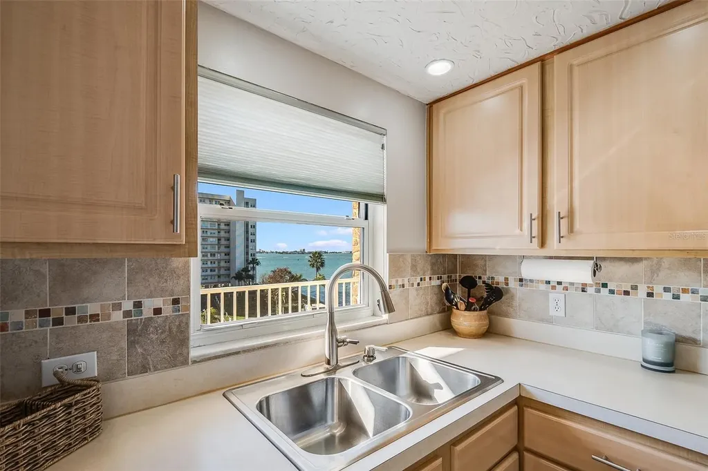 6075 Shore Boulevard S Gulfport FL 33707