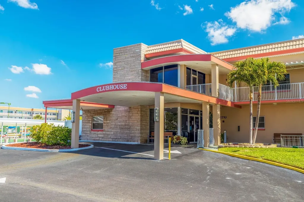 6075 Shore Boulevard S Gulfport FL 33707