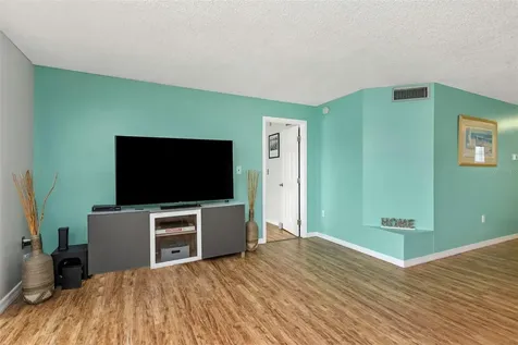 1900 68th Street N St Petersburg FL 33710