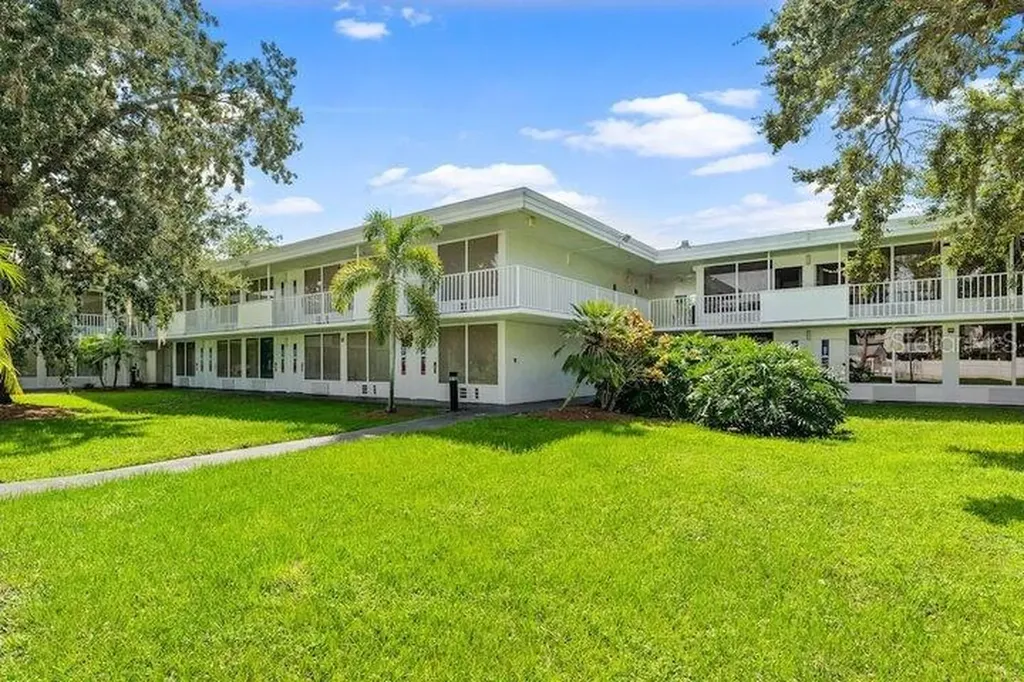 2930 Polynesian Isle Boulevard Kissimmee FL 34746