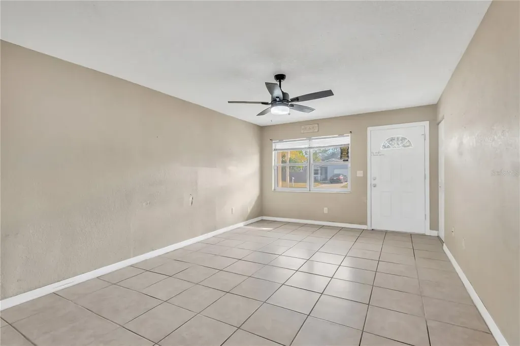 8232 Lark Street Seminole FL 33777