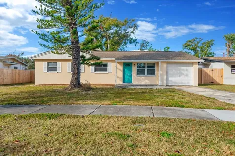 8232 Lark Street Seminole FL 33777