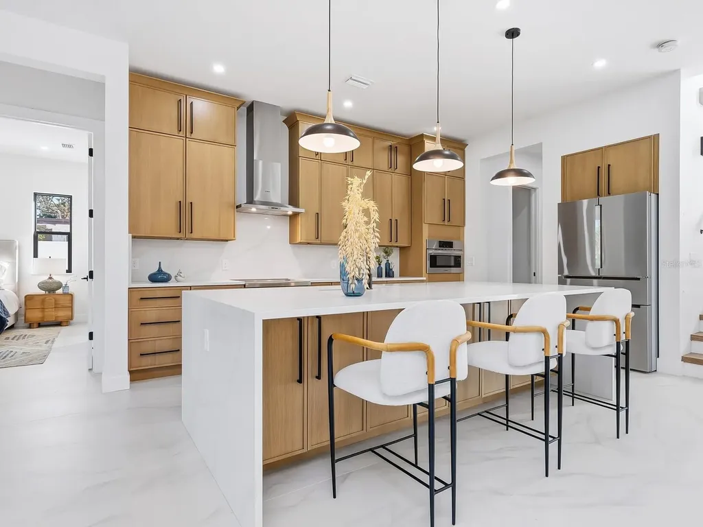 2303 Loma Linda Street Sarasota FL 34239