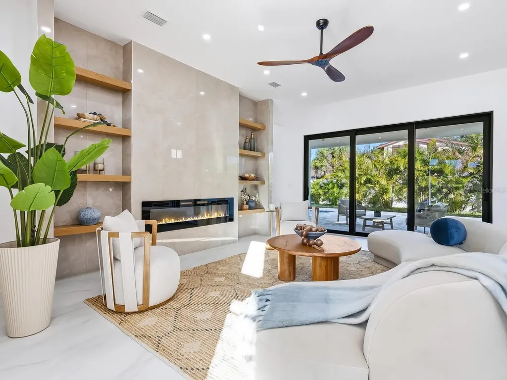 2303 Loma Linda Street Sarasota FL 34239
