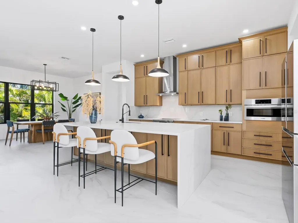 2303 Loma Linda Street Sarasota FL 34239