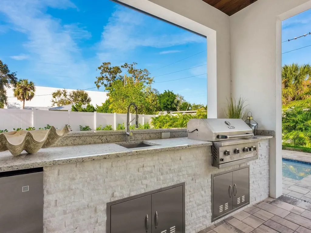 2303 Loma Linda Street Sarasota FL 34239