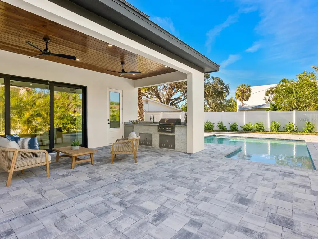 2303 Loma Linda Street Sarasota FL 34239