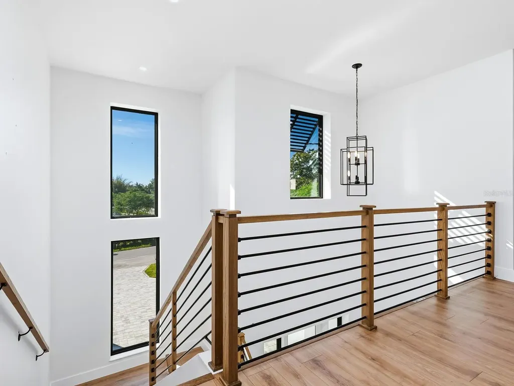 2303 Loma Linda Street Sarasota FL 34239
