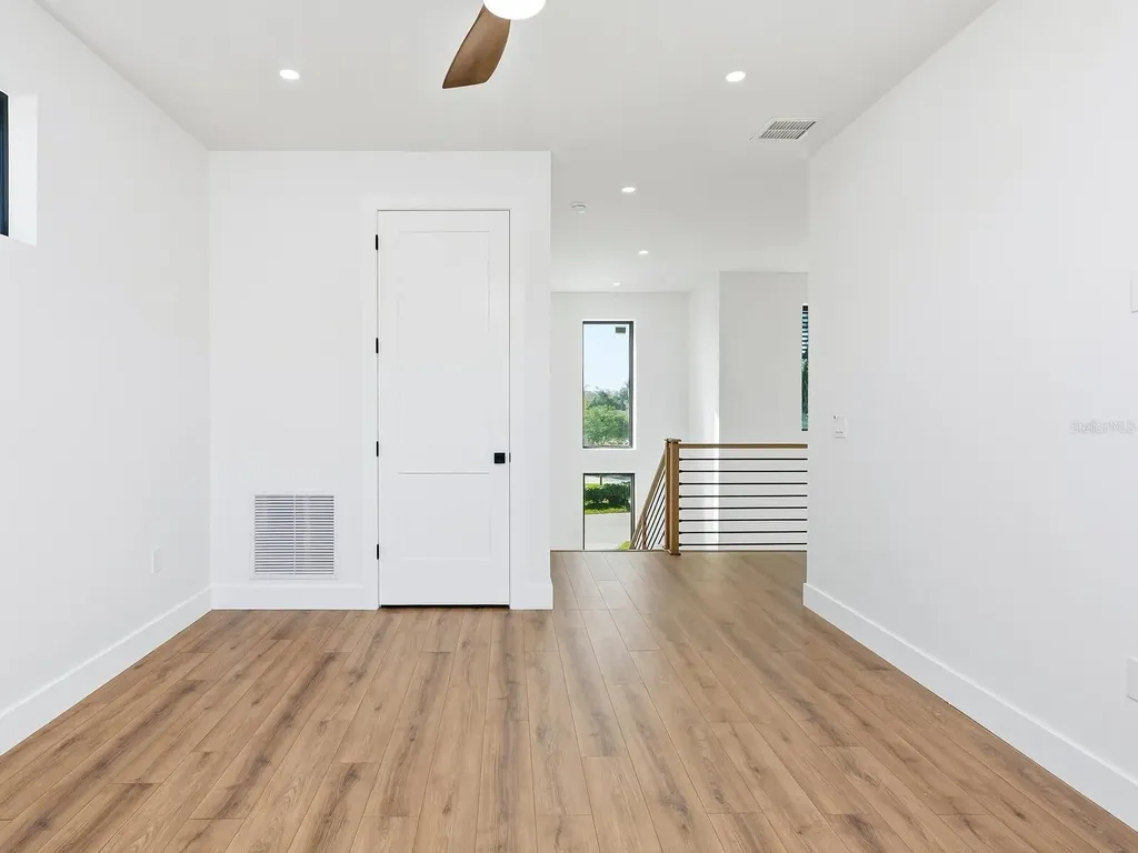 2303 Loma Linda Street Sarasota FL 34239