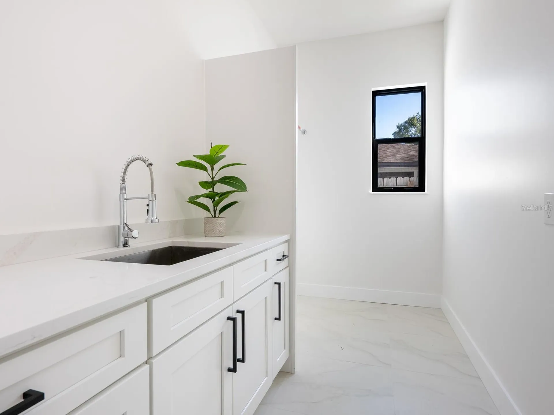 2303 Loma Linda Street Sarasota FL 34239