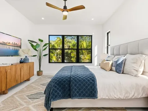2303 Loma Linda Street Sarasota FL 34239