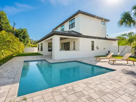 2303 Loma Linda Street Sarasota FL 34239