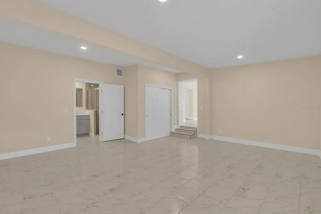 1214 Elinore Drive Orlando FL 32808