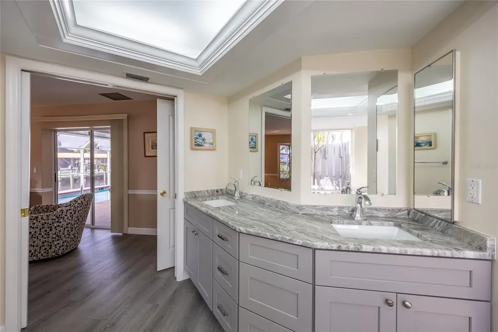 3316 SE 19th Place Cape Coral FL 33904