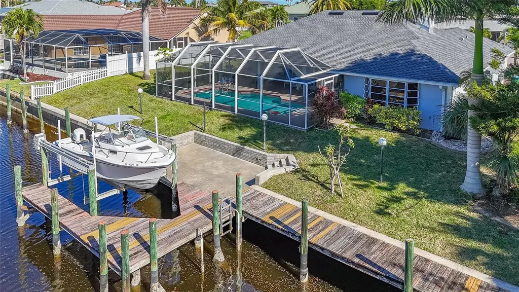 3316 SE 19th Place Cape Coral FL 33904