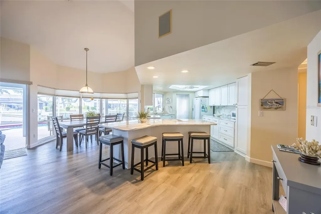 3316 SE 19th Place Cape Coral FL 33904