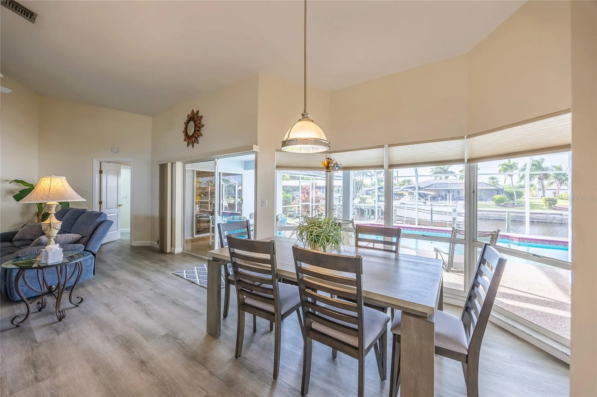 3316 SE 19th Place Cape Coral FL 33904