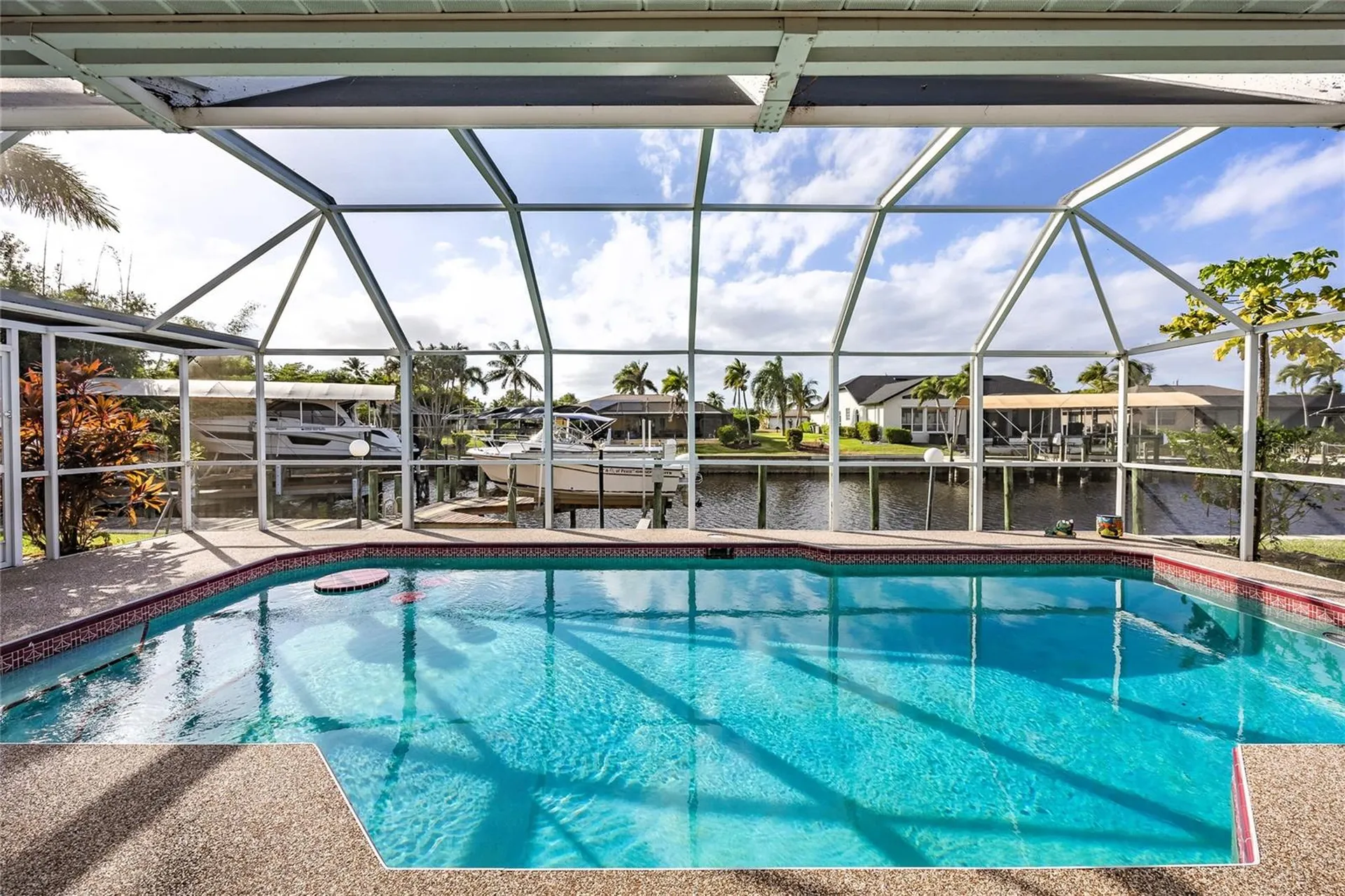 3316 SE 19th Place Cape Coral FL 33904