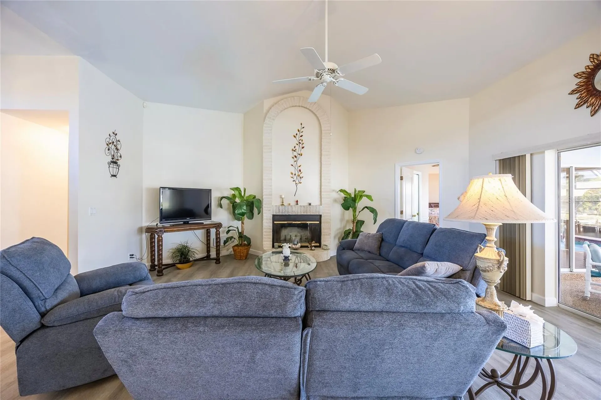 3316 SE 19th Place Cape Coral FL 33904